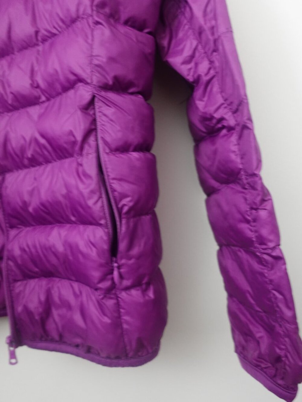 packable puffer - Picture 4 of 8